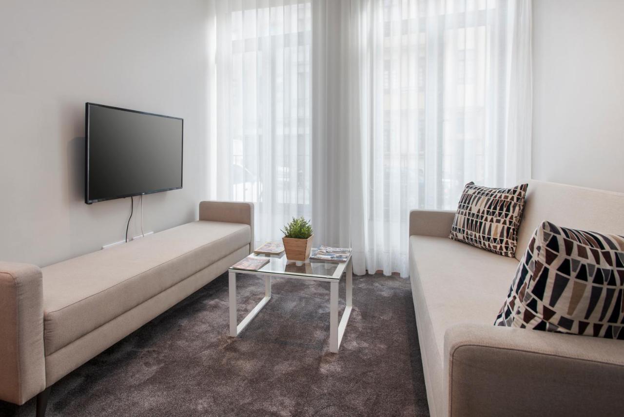 Live In - 68 Regras Apartamento *